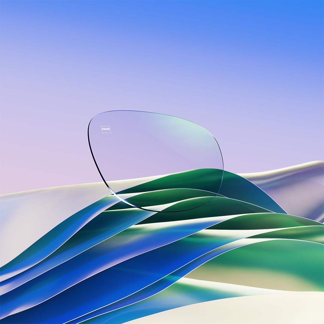 Imagini cu ZEISS DuraVision Chrome UV cu o reflexie verzuie reziduală.