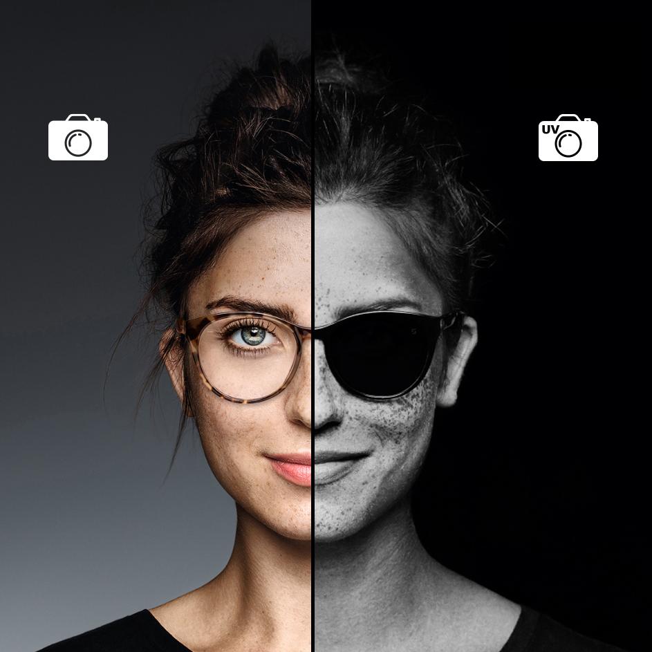 Prim-plan al unei femei care poartă ochelari de vedere cu tehnologia ZEISS UVProtect. Jumătate de fotografie a fost realizată de o cameră normală, iar cealaltă jumătate de o cameră UV. Imaginea UV arată că lentilele incolore ZEISS sunt la fel de eficiente ca și ochelarii de soare în blocarea razelor UV dăunătoare.