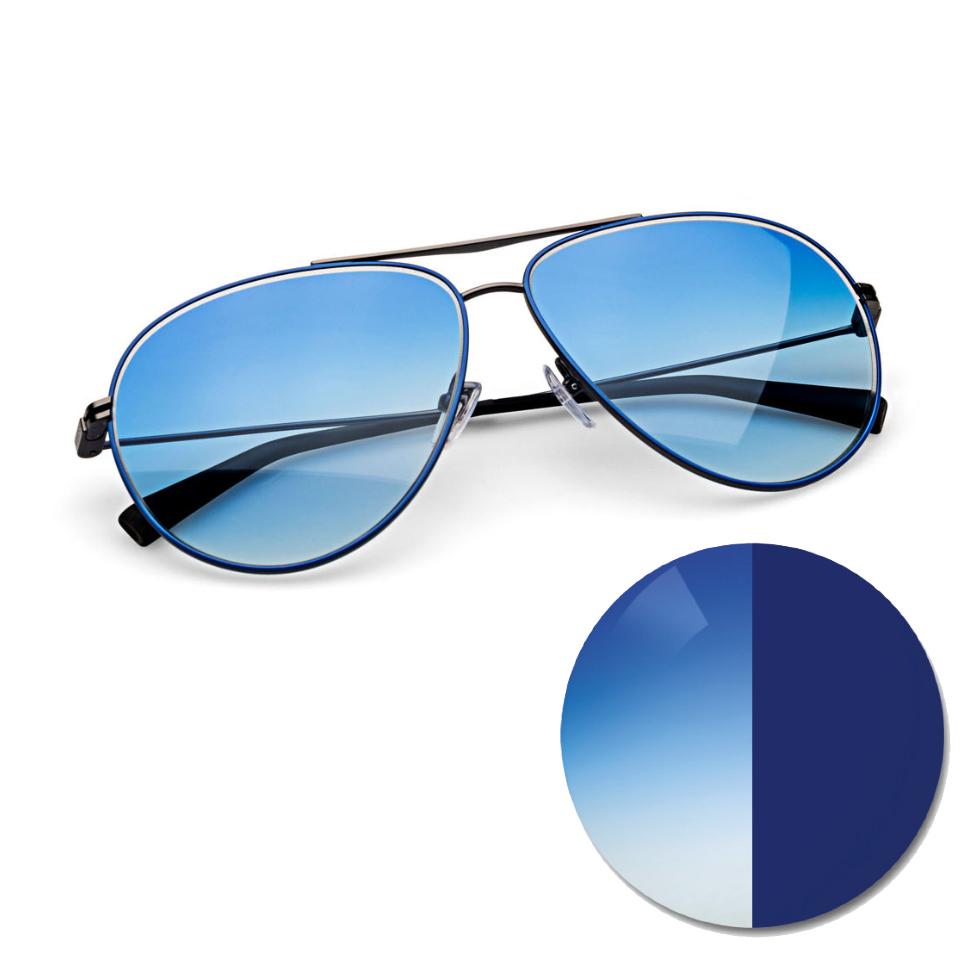 Ochelari cu ZEISS AdaptiveSun degrade albastru și un punct de culoare în nuanță de culoare deschisă și închisă